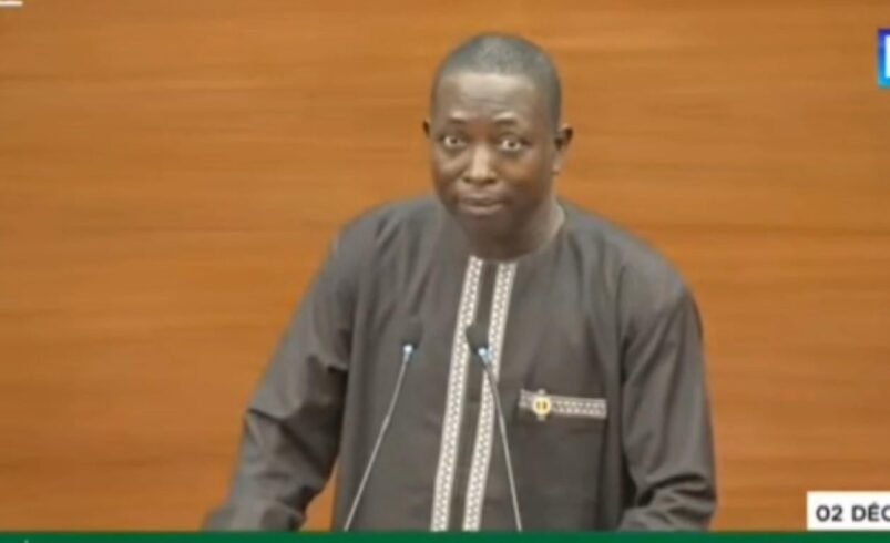 Sénégal&nbsp;: au Pastef, les premières voix discordantes au Parlement