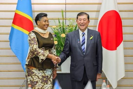 Le Japon débloque 5 millions de dollars pour lutter contre Ebola
